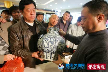 快訊:6千元從楊家將后代買(mǎi)下價(jià)值千萬(wàn)元青花