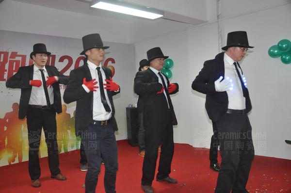 մ2015xAMĻ